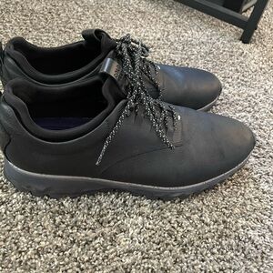 Cole haan grand explore hiking shoes men’s black size 11